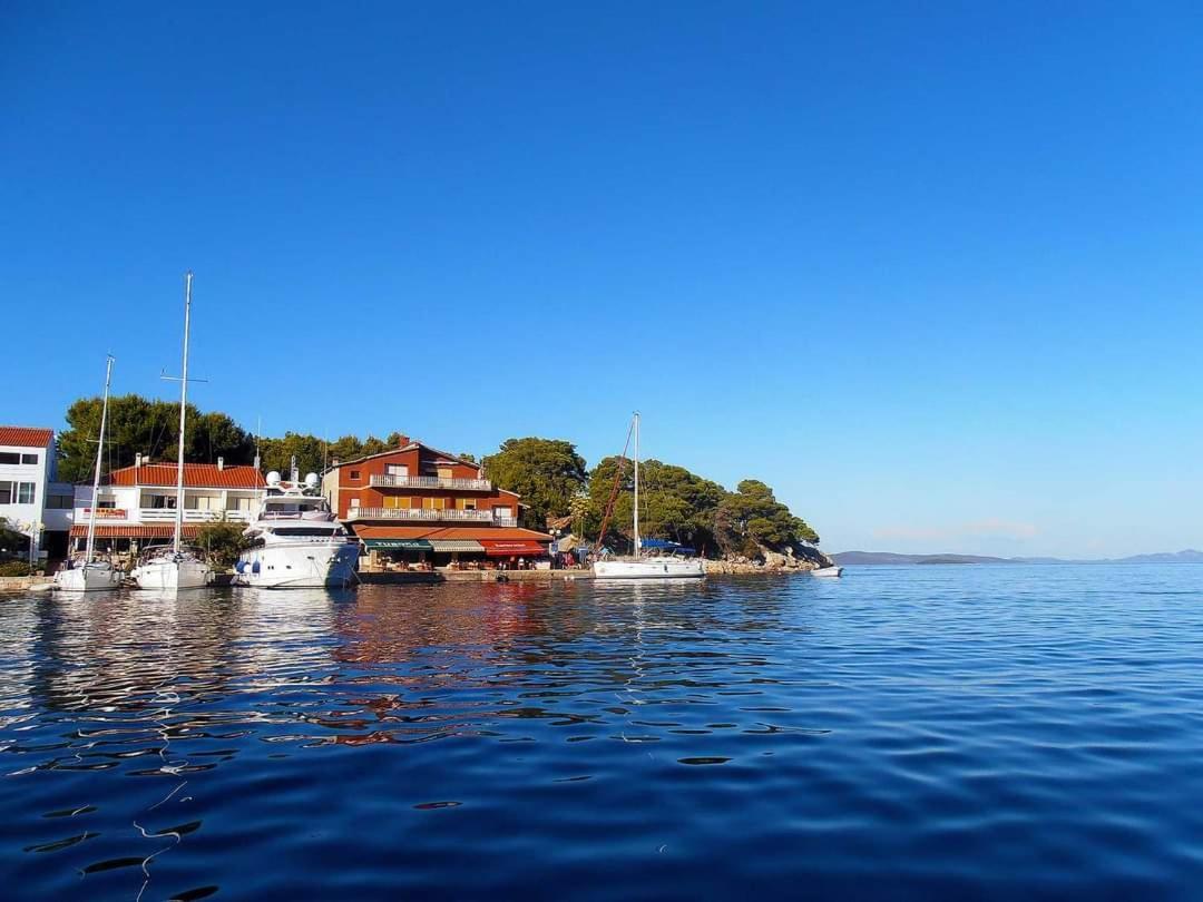 Romantic Boxavia Božava Eksteriør billede